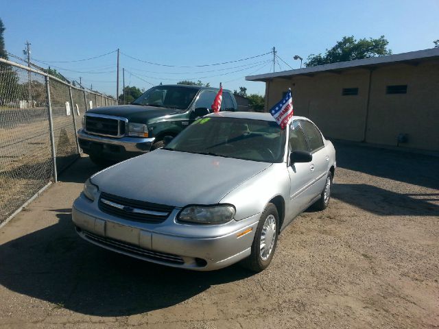 2004 Chevrolet Classic Touring 4WD