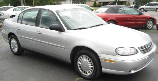 2004 Chevrolet Classic Touring 4WD