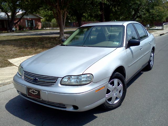 2004 Chevrolet Classic Touring 4WD