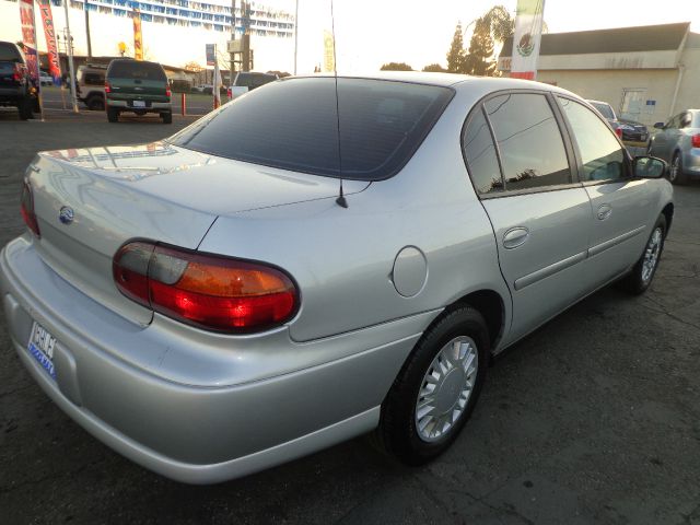 2004 Chevrolet Classic Touring 4WD