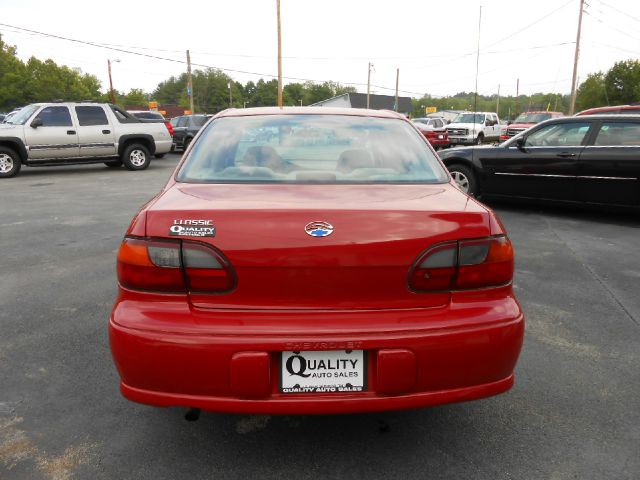 2004 Chevrolet Classic Touring 4WD