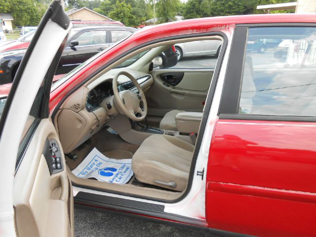 2004 Chevrolet Classic Touring 4WD