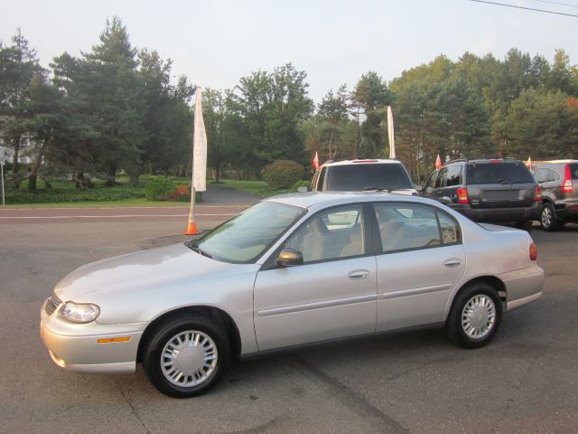 2005 Chevrolet Classic Unknown