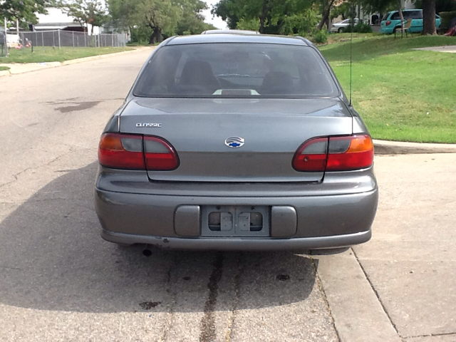 2005 Chevrolet Classic Touring 4WD