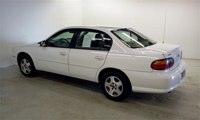 2005 Chevrolet Classic Base