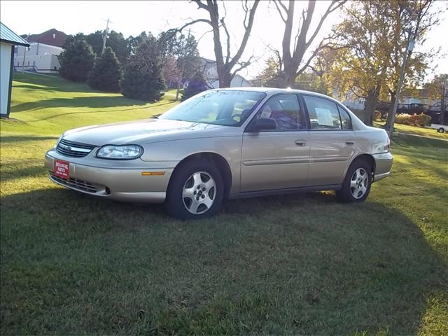 2005 Chevrolet Classic Unknown