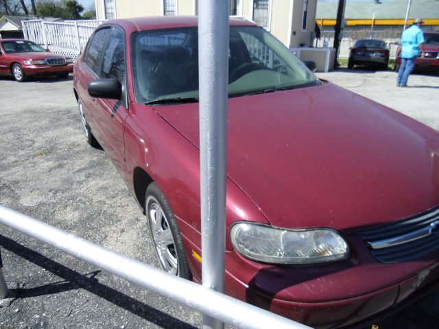 2005 Chevrolet Classic Touring 4WD