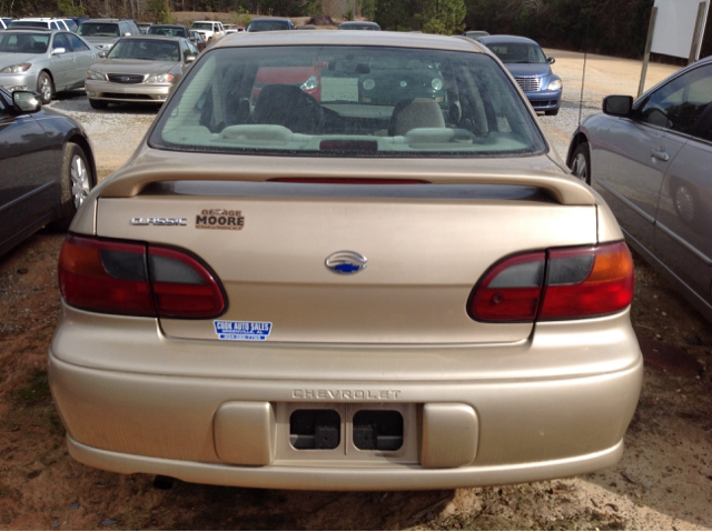 2005 Chevrolet Classic Touring 4WD