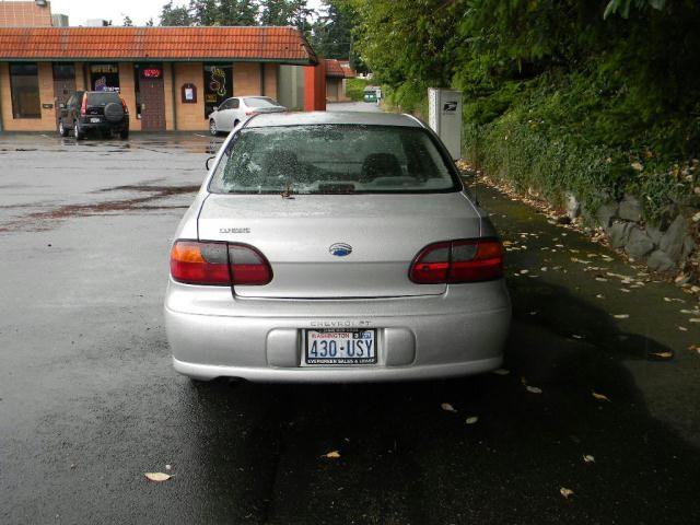 2005 Chevrolet Classic Touring 4WD