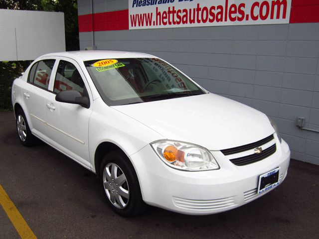 2005 Chevrolet Cobalt Base