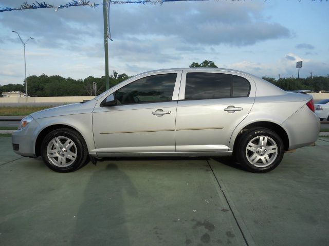 2005 Chevrolet Cobalt 3.2 Sedan 4dr