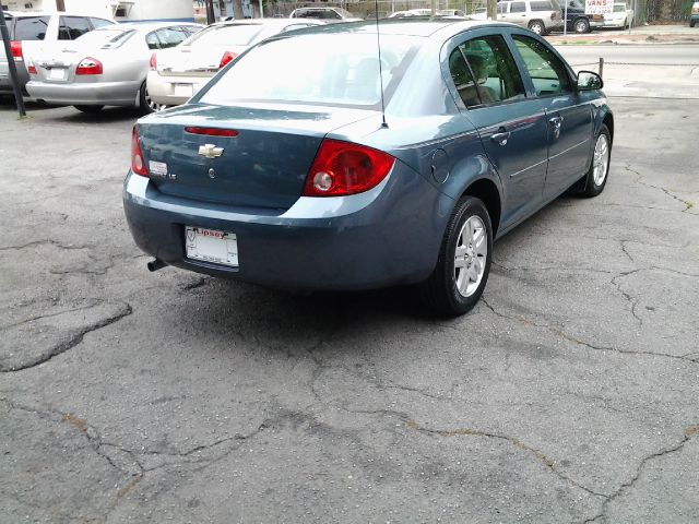 2005 Chevrolet Cobalt 3.2 Sedan 4dr