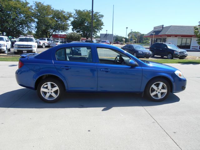 2005 Chevrolet Cobalt 3.2 Sedan 4dr