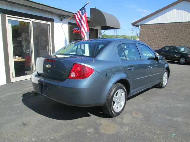 2005 Chevrolet Cobalt 3.2 Sedan 4dr