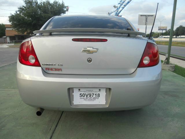 2005 Chevrolet Cobalt 3.2 Sedan 4dr