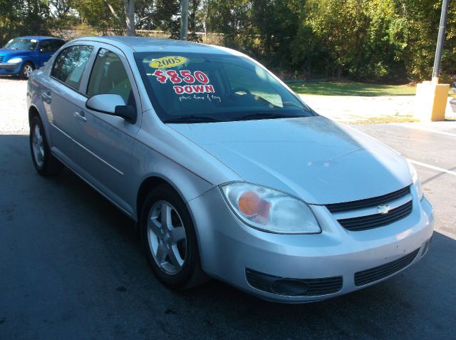 2005 Chevrolet Cobalt 3.2 Sedan 4dr