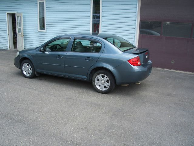 2005 Chevrolet Cobalt 3.2 Sedan 4dr