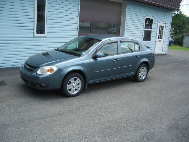 2005 Chevrolet Cobalt 3.2 Sedan 4dr