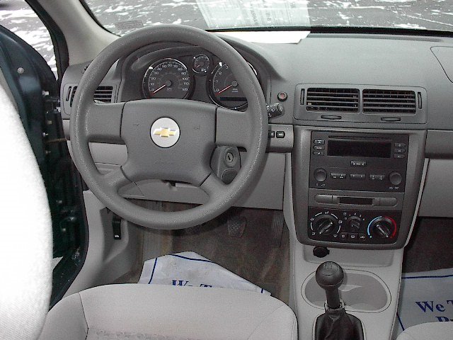 2005 Chevrolet Cobalt Base