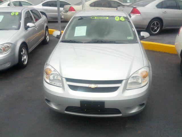 2006 Chevrolet Cobalt 4WD 4dr V6 5-spd AT