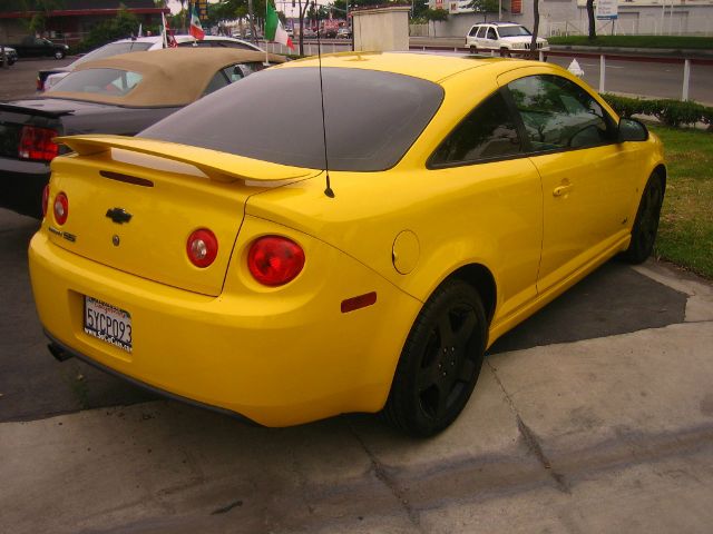 2007 Chevrolet Cobalt 4WD 4dr V6 5-spd AT