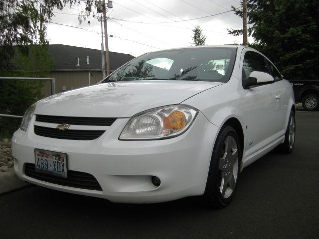 2007 Chevrolet Cobalt 4WD 4dr V6 5-spd AT