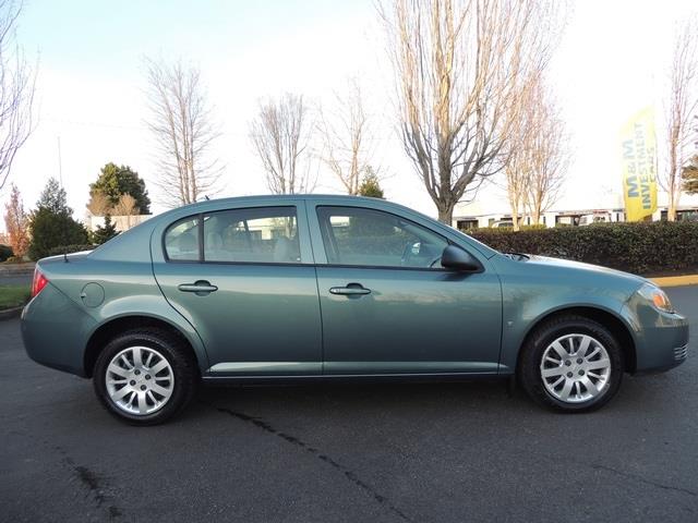 2009 Chevrolet Cobalt 2005 4dr Sdn SE 3.0L Quattro A