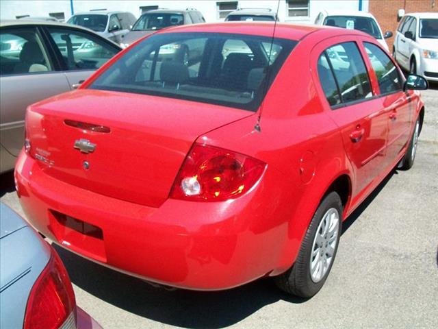 2009 Chevrolet Cobalt 4dr Sdn I4 CVT 2.5