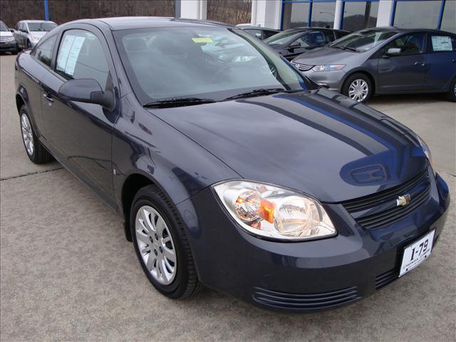 2009 Chevrolet Cobalt 4dr Sdn I4 CVT 2.5