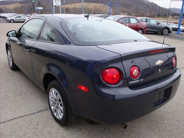 2009 Chevrolet Cobalt 4dr Sdn I4 CVT 2.5