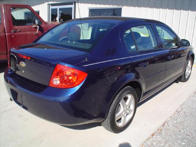 2009 Chevrolet Cobalt 4dr Sdn I4 CVT 2.5