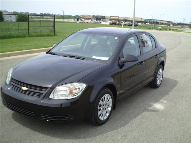 2009 Chevrolet Cobalt 4dr Sdn I4 CVT 2.5