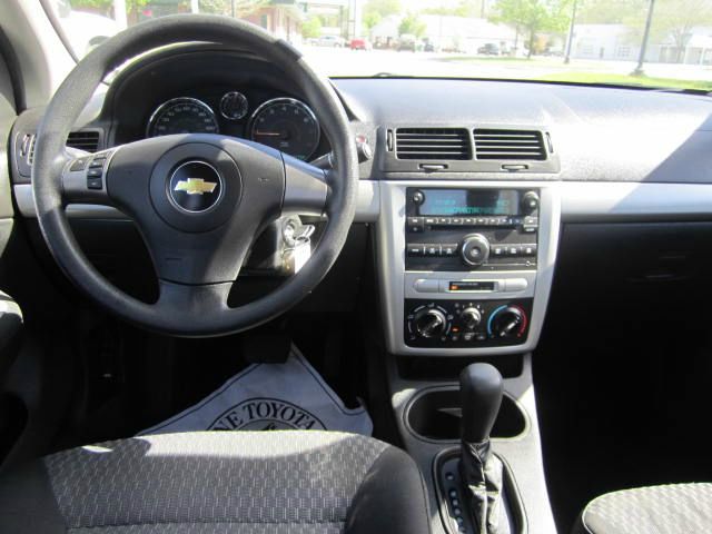 2009 Chevrolet Cobalt 4dr Sdn I4 CVT 2.5 Sedan