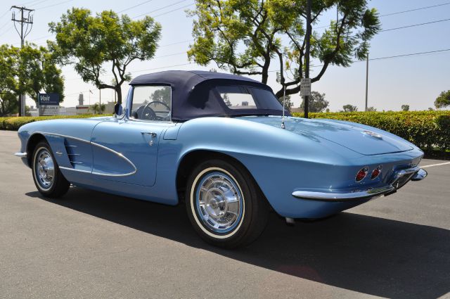 1961 Chevrolet Corvette Crew Cab 126.0 WB 1SJ LS ZQ8