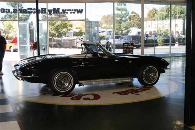 1965 Chevrolet Corvette Base DX