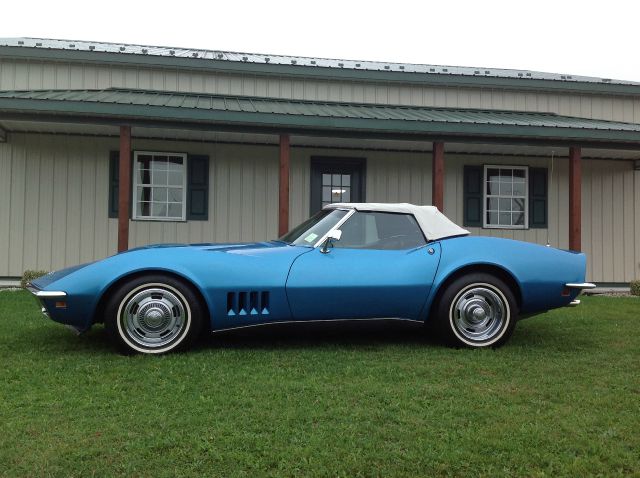 1968 Chevrolet Corvette 4dr Sdn Sport V6