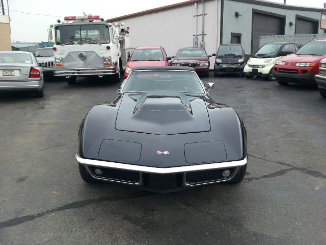 1969 Chevrolet Corvette 1995 GMC SL