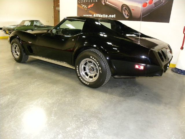 1977 Chevrolet Corvette LX Auto 4WD