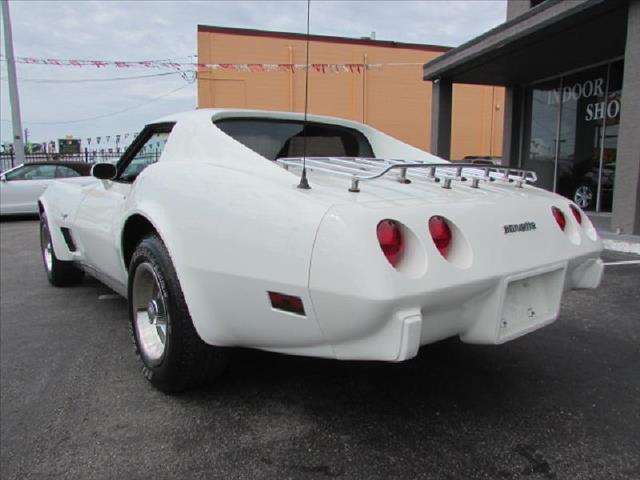 1977 Chevrolet Corvette 2WD Premium Special Edition