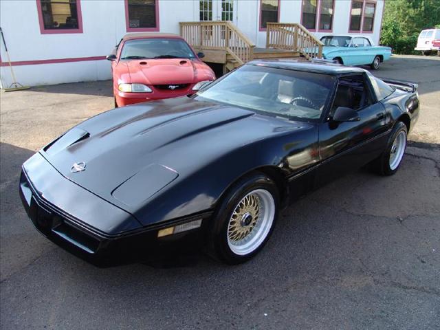 1986 Chevrolet Corvette 2dr Coupe Hatchback