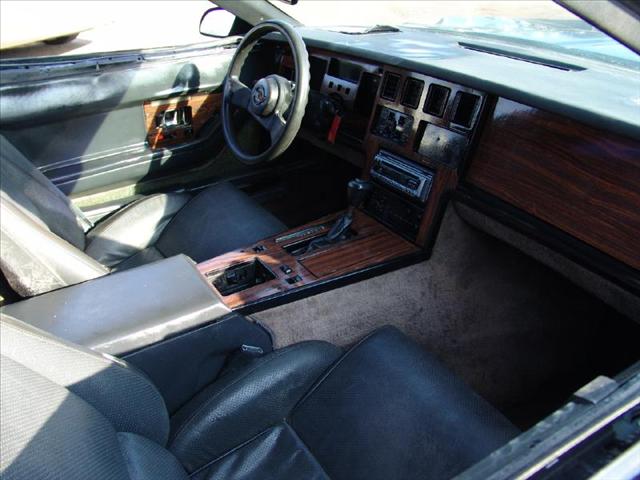 1986 Chevrolet Corvette 2dr Coupe Hatchback