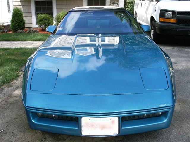 1987 Chevrolet Corvette G3500 Extended Passenger LS