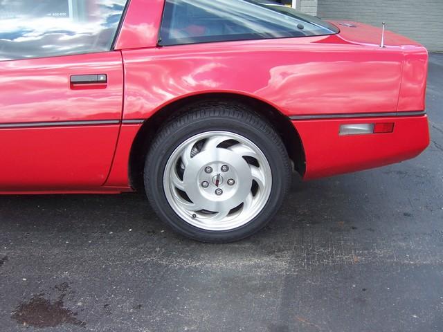 1988 Chevrolet Corvette Base