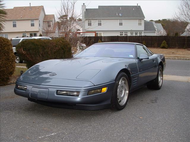 1991 Chevrolet Corvette 2WD Crew Cab LTZ