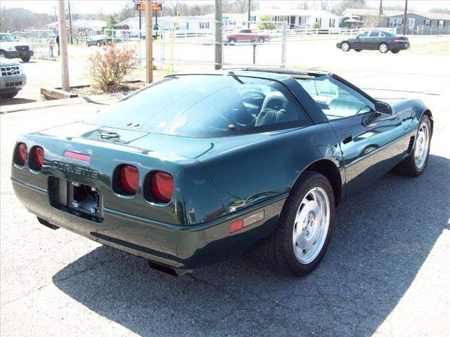 1996 Chevrolet Corvette 7-pass Ltd AWD