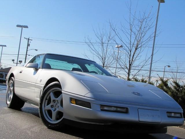 1996 Chevrolet Corvette 7-pass Ltd AWD