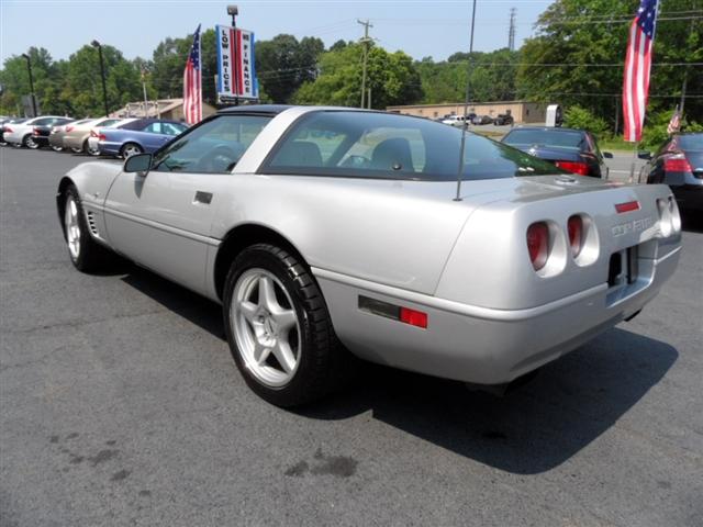 1996 Chevrolet Corvette Base