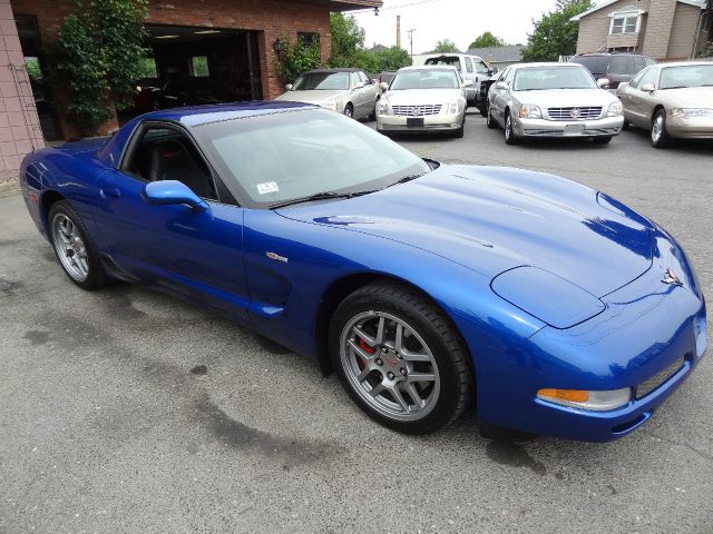 2002 Chevrolet Corvette R/T Sport Utility 4D