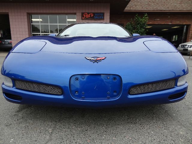 2002 Chevrolet Corvette R/T Sport Utility 4D