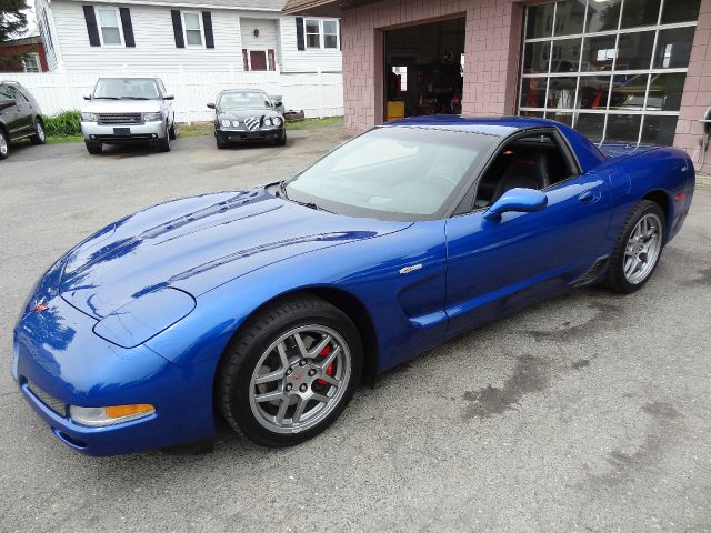 2002 Chevrolet Corvette R/T Sport Utility 4D